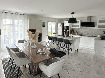 Maison - 133 m² - 4 pièces