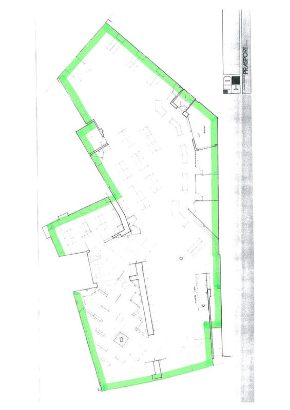 Local commercial - 587 m²