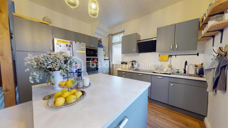 Maison bourgeoise - 162 m² - 6 pièces