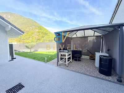 Maison - 96 m² - 4 pièces