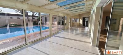 Maison - 260 m² - 7 pièces