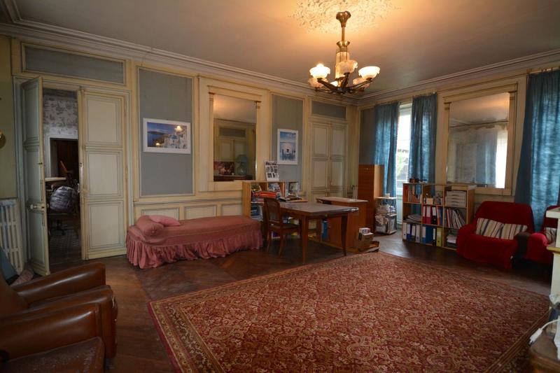 Propriété - 382 m² - 11 pièces