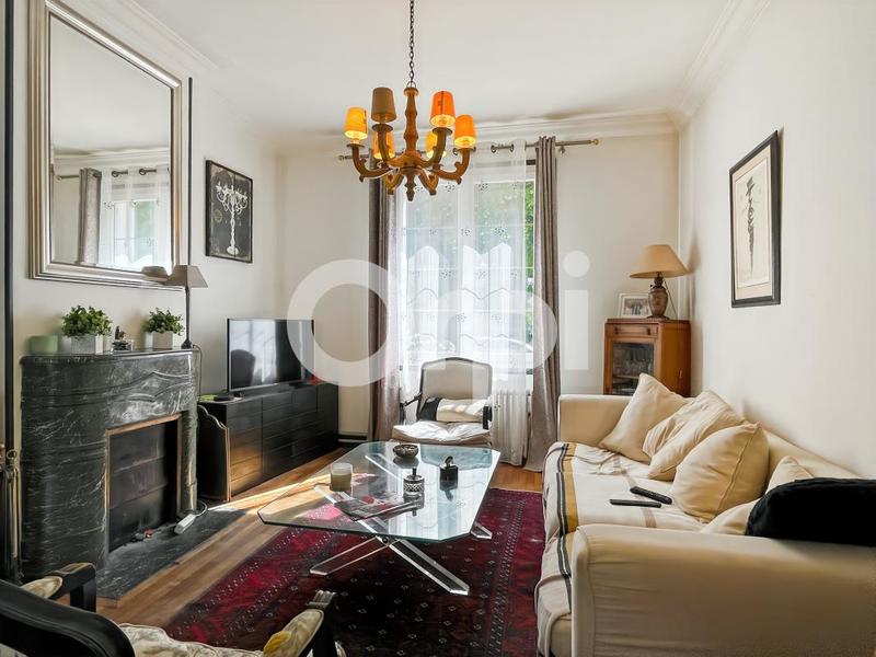 Maison de ville - 204 m² - 6 pièces