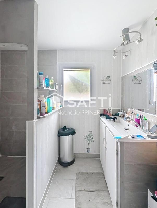 Maison - 205 m² - 7 pièces