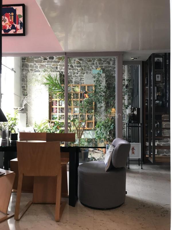 Immeuble - 318 m² - 12 pièces