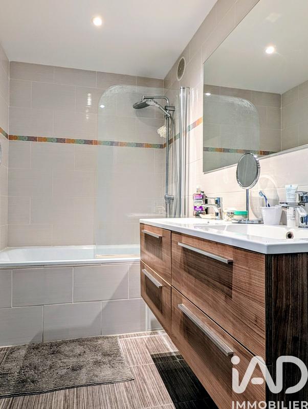 Appartement - 76 m² - 4 pièces