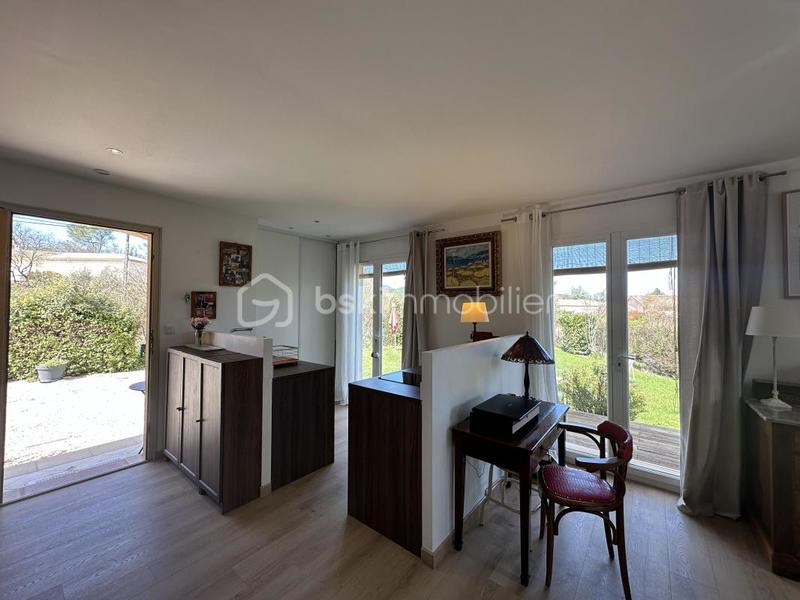 Propriété - 222 m² - 7 pièces