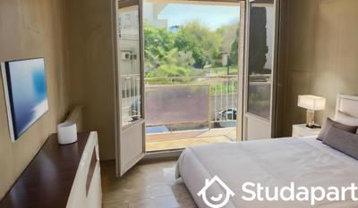 Chambre - 9 m² - 1 pièce