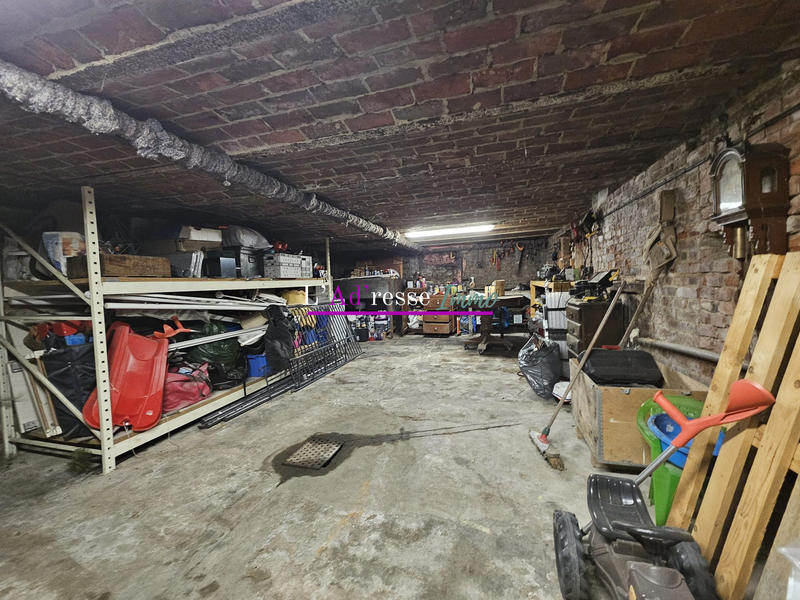 Maison - 182 m² - 10 pièces