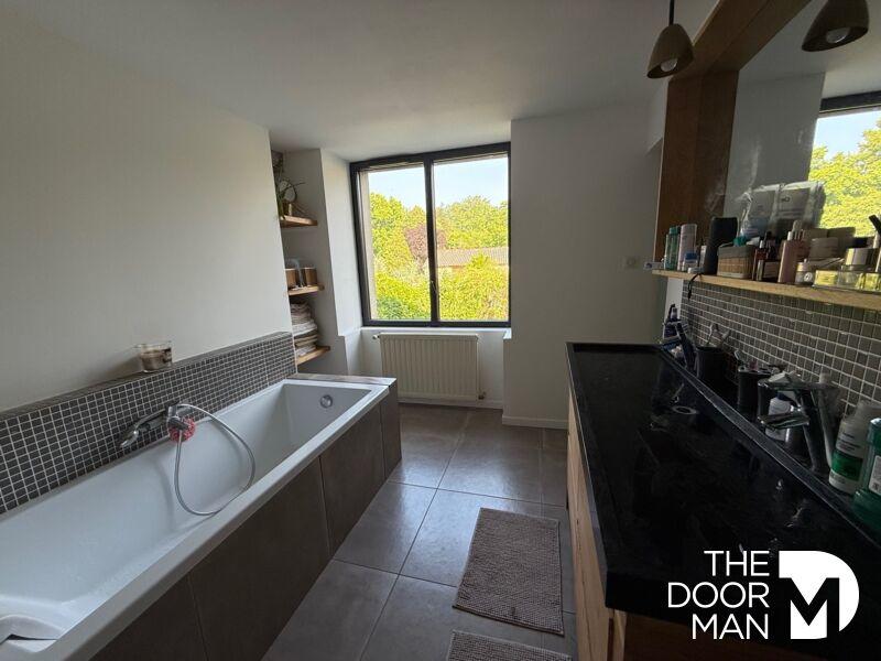 Maison en pierre - 270 m² - 8 pièces