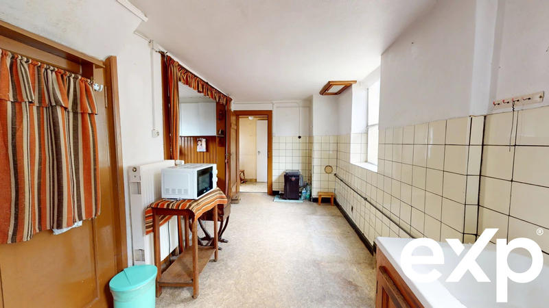 Maison - 99 m² - 5 pièces