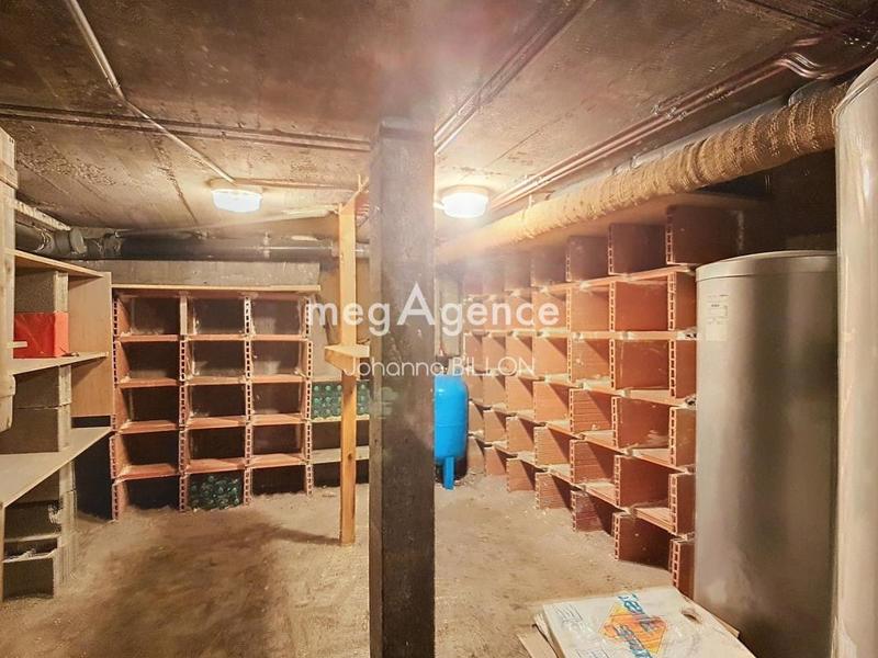 Maison - 172 m² - 7 pièces