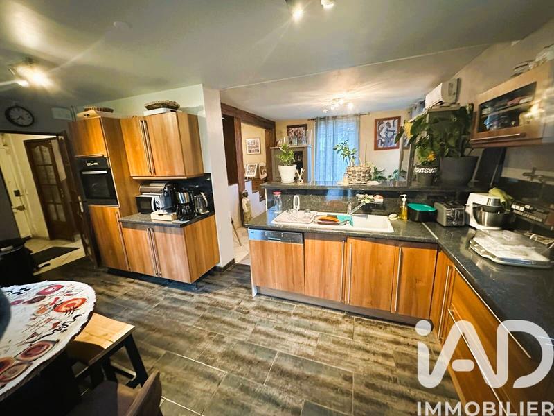 Maison - 139 m² - 5 pièces