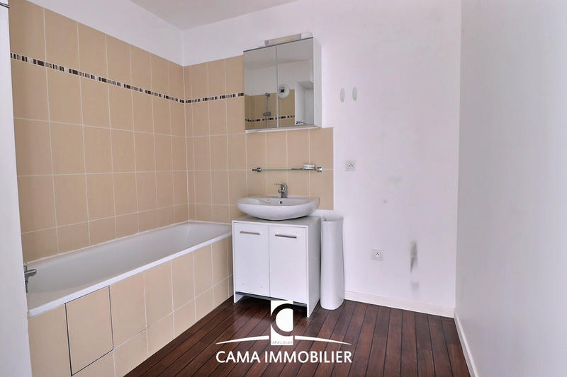 Appartement - 56 m² - 3 pièces
