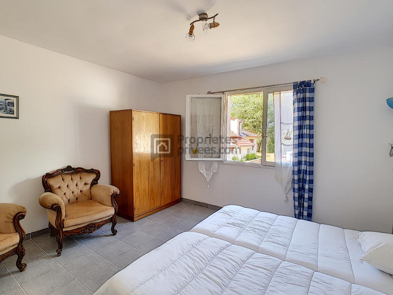 Villa - 450 m² - 13 pièces