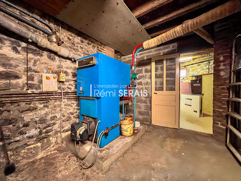 Maison - 187 m² - 7 pièces