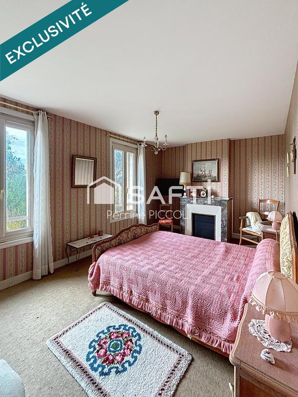 Maison - 215 m² - 8 pièces