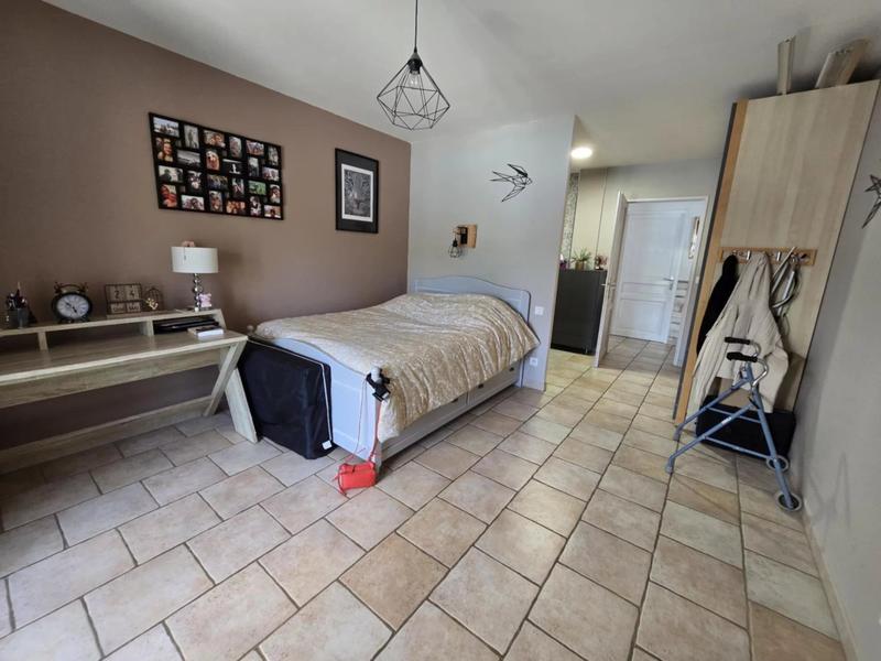 Maison - 163 m² - 5 pièces