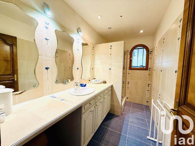 Maison - 97 m² - 4 pièces