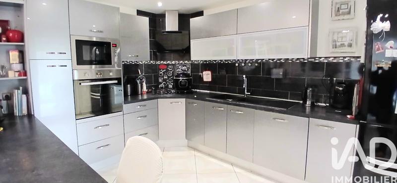 Maison - 142 m² - 5 pièces