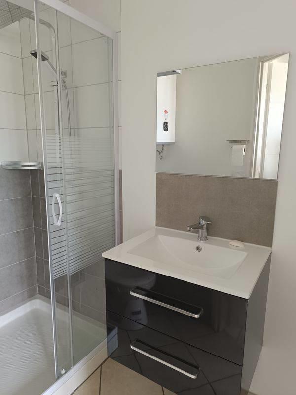 Studio - 15 m² - 1 pièce