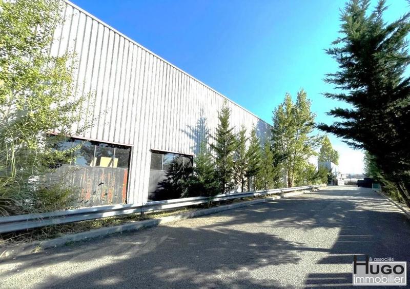 Local commercial - 950 m²