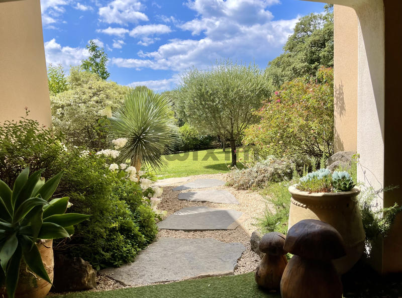 Villa - 187 m² - 5 pièces