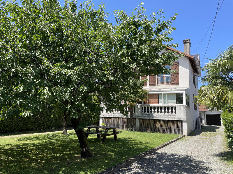 Maison - 197 m² - 7 pièces