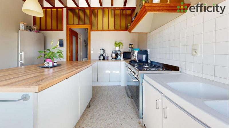 Maison - 102 m² - 4 pièces