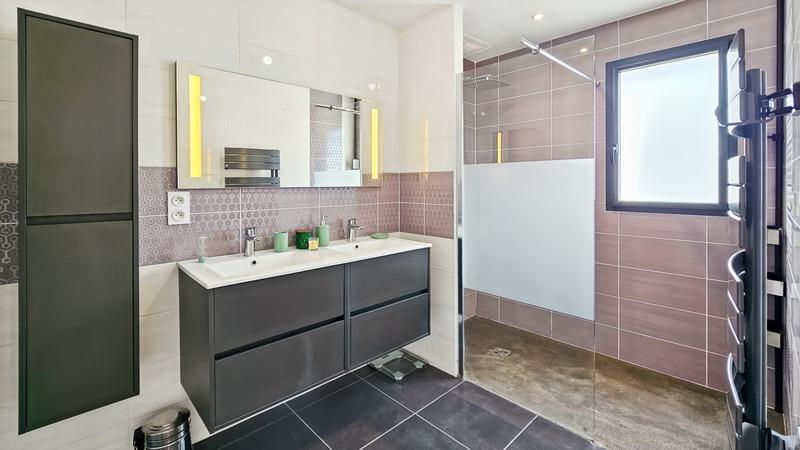 Maison - 161 m² - 6 pièces