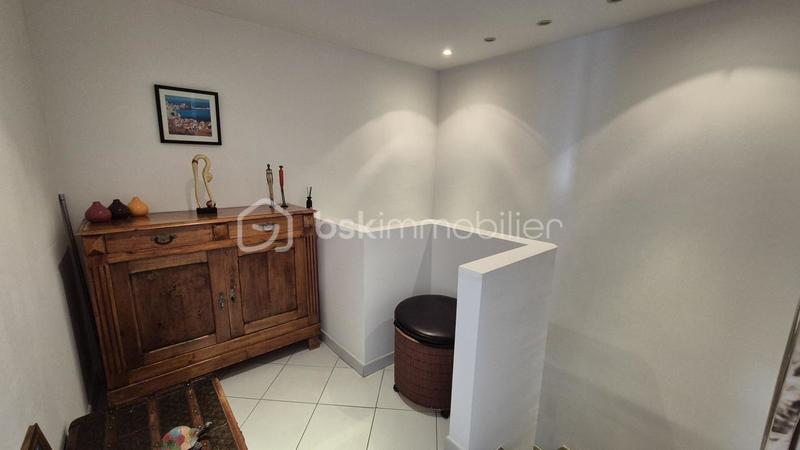 Maison de village - 97 m² - 6 pièces