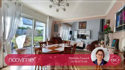 Maison - 233 m² - 8 pièces