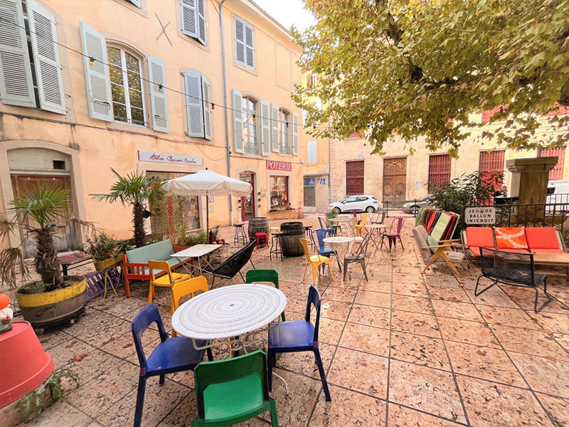 Local commercial - 80 m² - 3 pièces