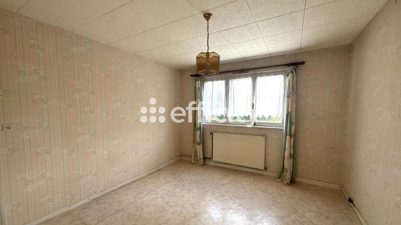 Maison - 99 m² - 5 pièces