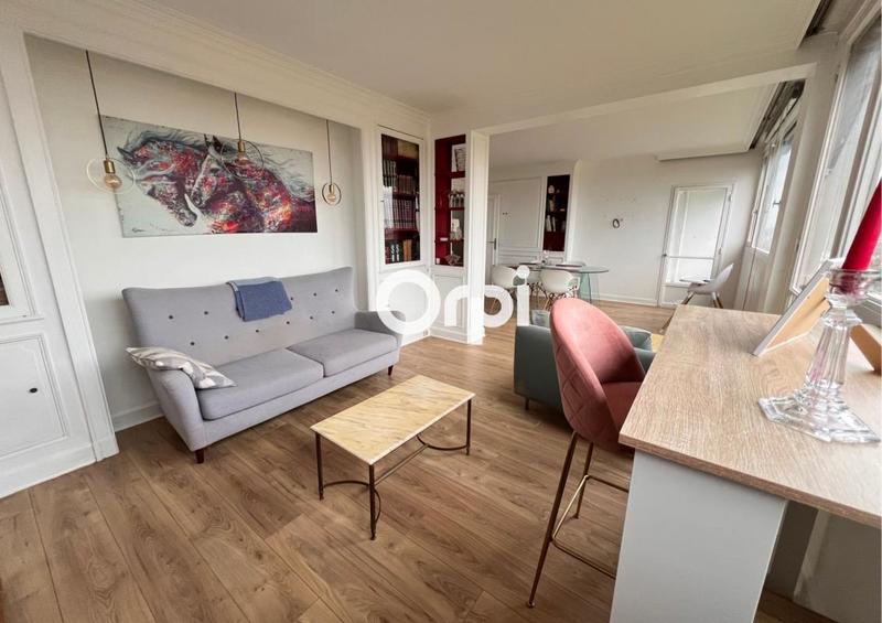 Appartement - 107 m² - 4 pièces