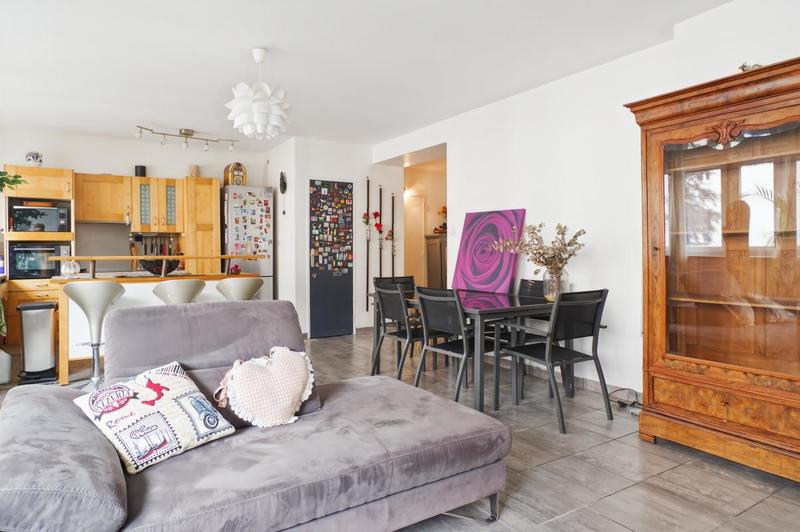 Appartement - 85 m² - 3 pièces