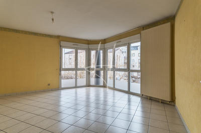 Appartement - 74 m² - 4 pièces