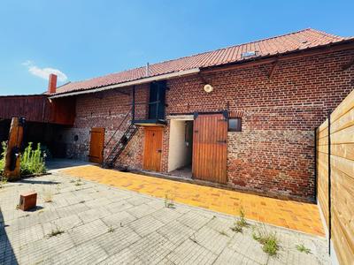 Maison - 234 m² - 1 pièce