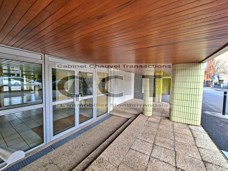 Appartement - 77 m² - 4 pièces