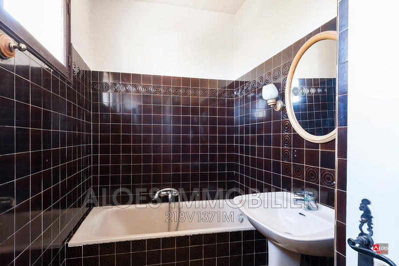 Maison - 160 m² - 7 pièces