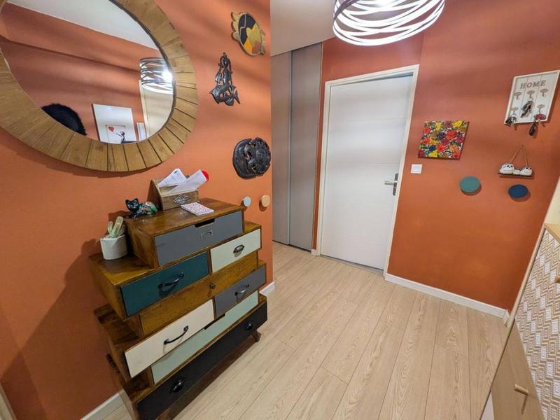 Appartement - 82 m² - 4 pièces