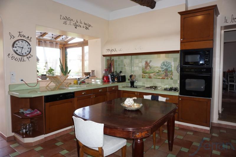 Appartement - 270 m² - 8 pièces