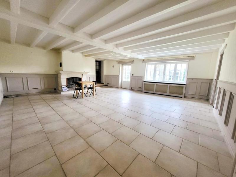 Demeure - 293 m² - 5 pièces