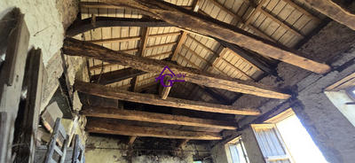 Maison traditionnelle - 80 m² - 2 pièces