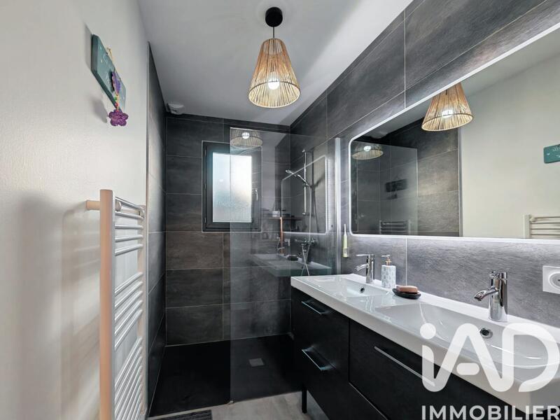 Maison - 115 m² - 5 pièces