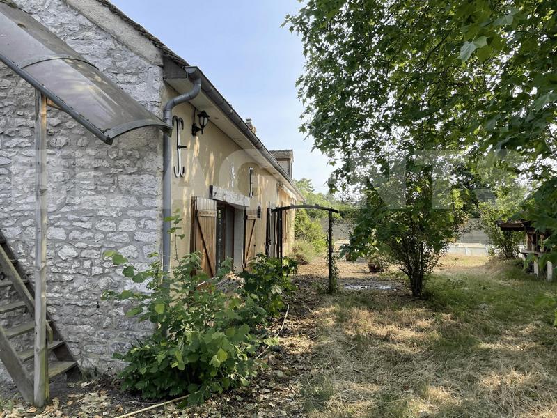 Maison - 177 m² - 7 pièces