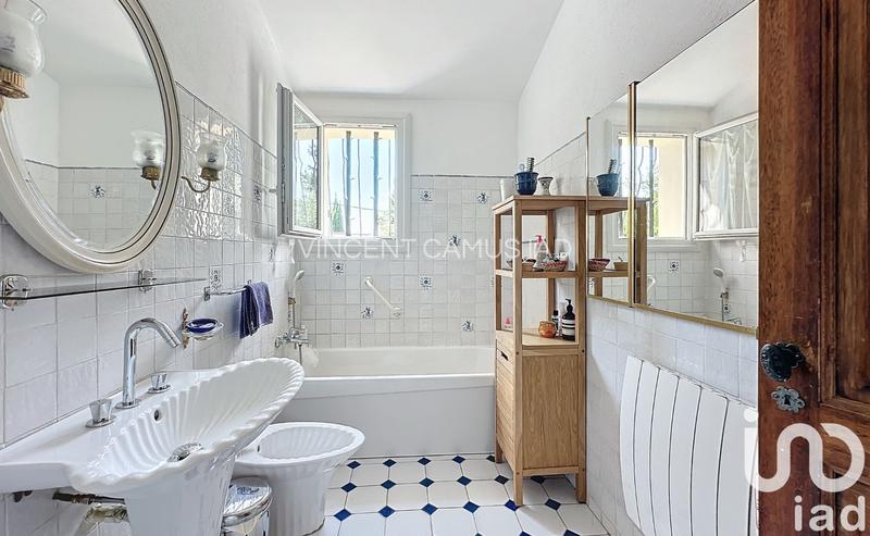 Maison - 177 m² - 7 pièces