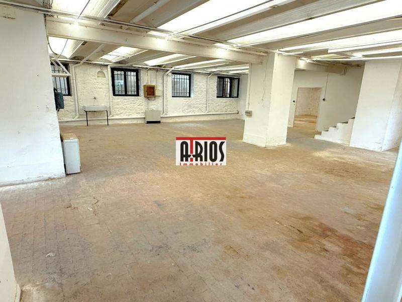 Local d'activité / Entrepôt - 420 m²