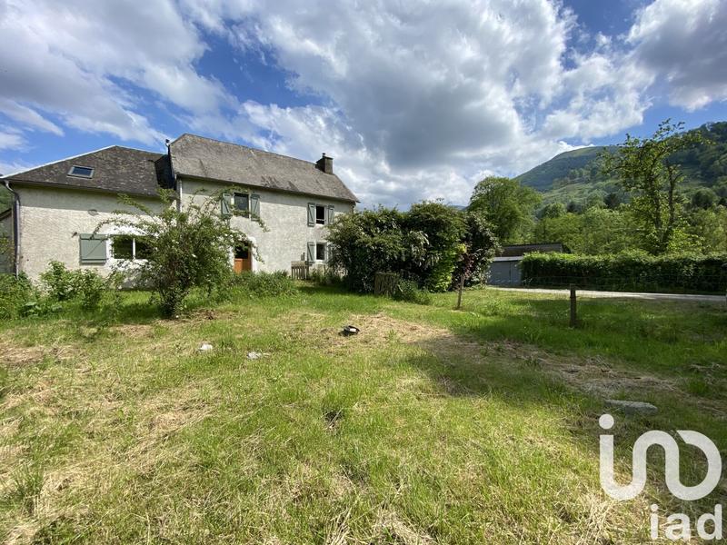 Maison - 215 m² - 8 pièces