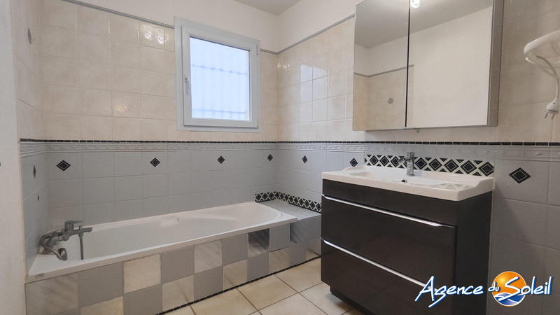 Villa - 97 m² - 4 pièces